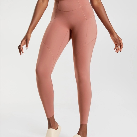 Gymshark Pants - WHITNEY EVERYDAY POCKET LEGGINGS - CANYON RED